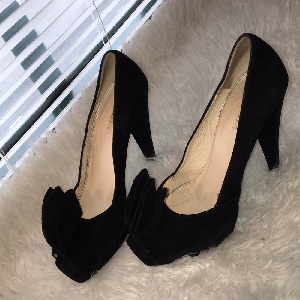 PRADA Suede Ruffle Peep Toe Pumps-Size 38 1/2